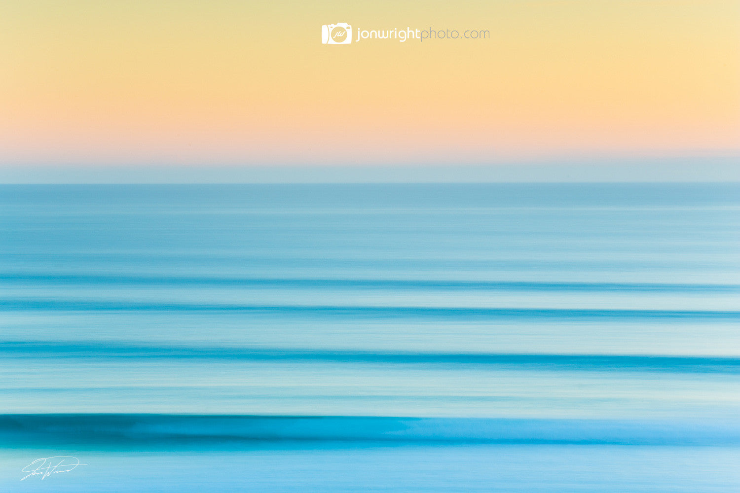 Blurred lines - Kirra beach, QLD Australia