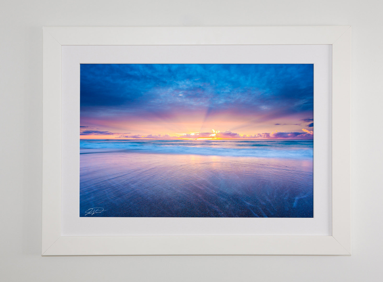 Sunrise in Surfers Paradise - Gold Coast Australia