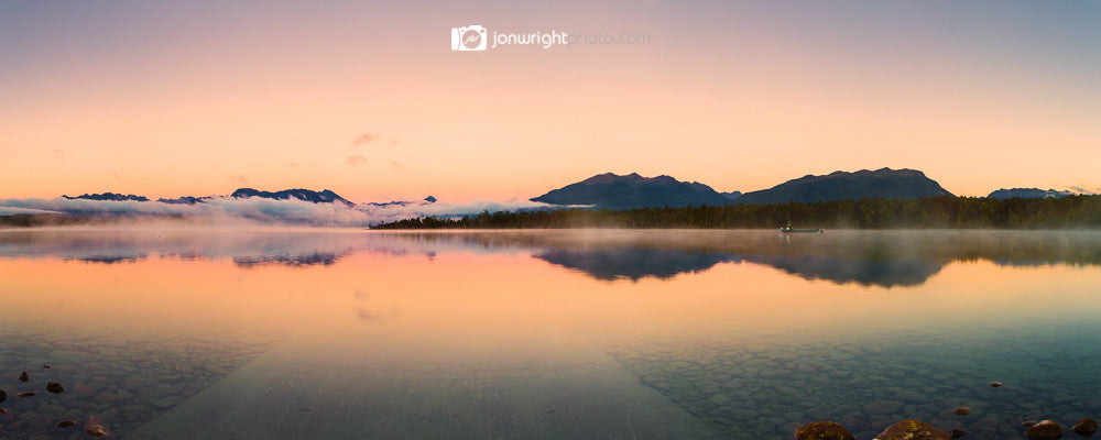 Lake Te Anau dawn - New Zealand