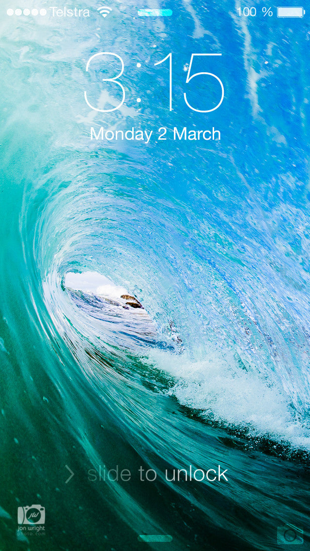 iPhone wallpaper - inside wave